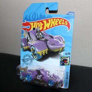 3/$28❤️sealed 2018 Hot Wheels Knight Draggin' Purple 178/250 Street Beasts 6/10